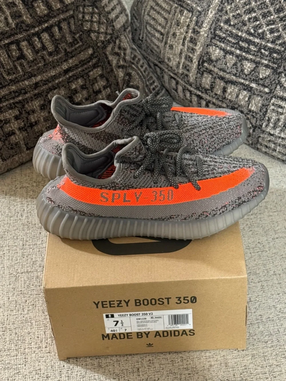 Adidas Yeezy Beluga V2